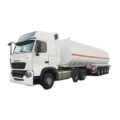 The latest process design of CIMC is a three-axis liquid medium semi-trailer made of high-strength steel.