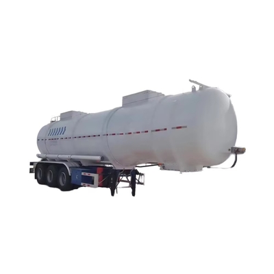 The latest process design of CIMC is a three-axis liquid medium semi-trailer made of high-strength steel.