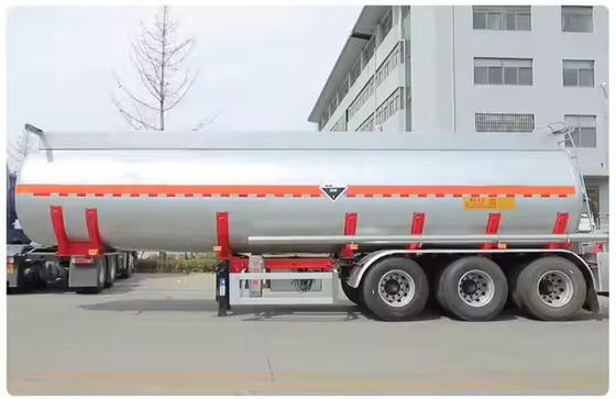 3 Axle 13150*2500*4100mm With Vacuum Insulation 26CBM 2 Pressure Gauges LNG Tank Semi Trailer