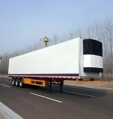 Q345B T700 Steel Material Heavy Load 40/45/53FT Refrigerated Van Semi Trailer with Reefer Power Unit